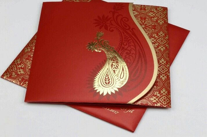 How to Design the Perfect Traditional Wedding Card: A Guide with Templates