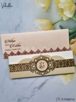 Front-Photo-of-Hindu-Wedding-invitation-Cards-LN-804-1.jpg